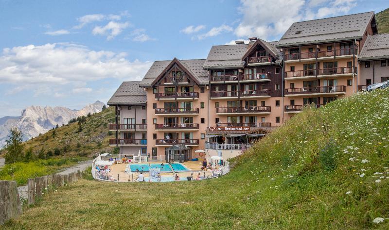 Residence Pierre & Vacances Le Thabor Вальменье Экстерьер фото